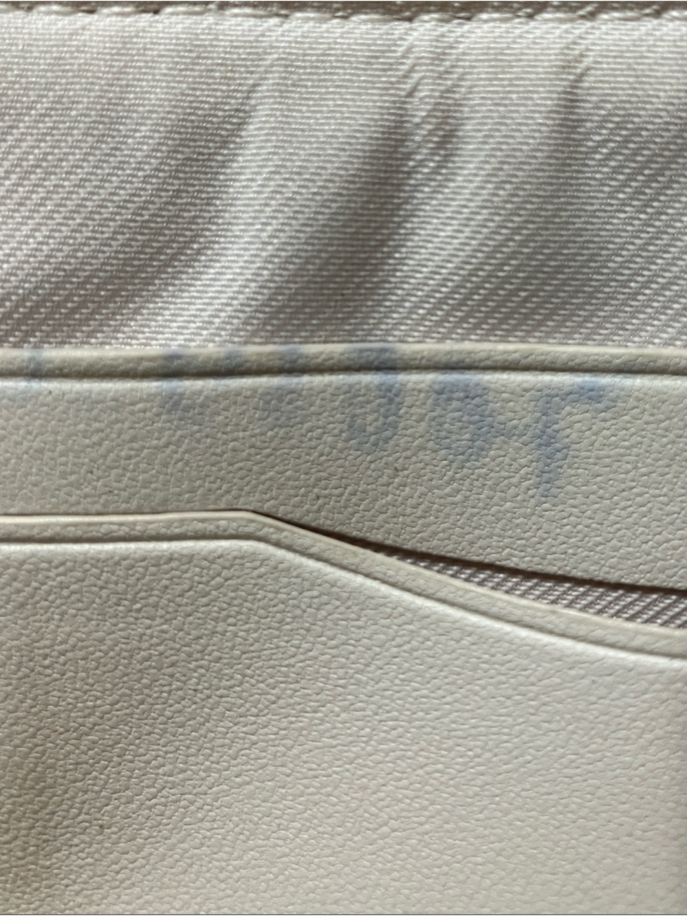 Kira Crossbody Pillow Quilting - Picture 13 of 15